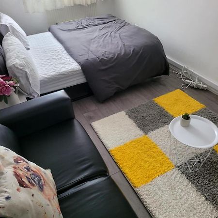 דירות לונדון Simplyguests מראה חיצוני תמונה